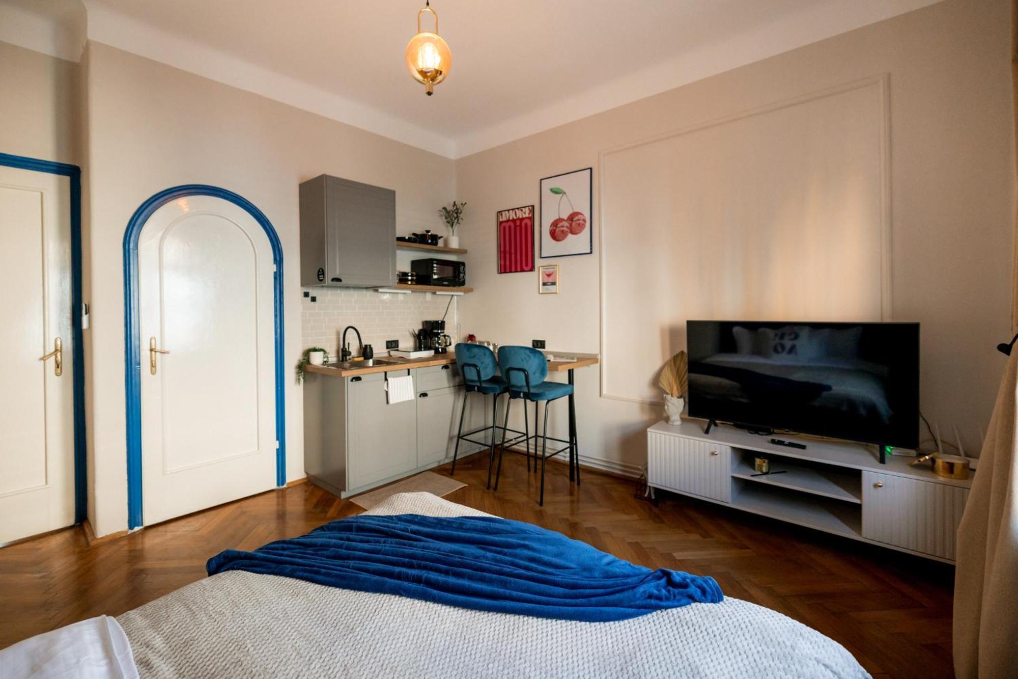 Decebal Central Studio - Elegant And Cozy Stay Arad Exteriör bild